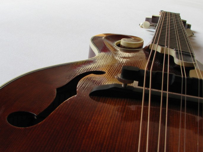 mandolin-2256778_1920